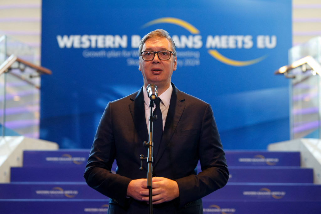 Serbia’s President Vucic Under Intense Western Pressure as Russia Warns Against Arms Exports
