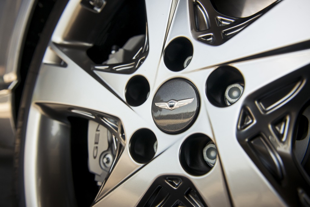 Tiger Woods Faces DUI Charges After Florida Rollover Crash