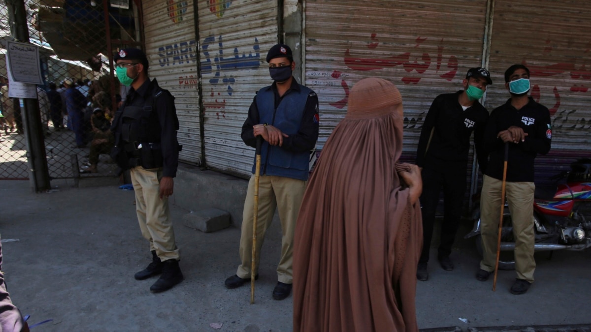 Pakistani Police Allegedly Torture Father to Death After False Arrest