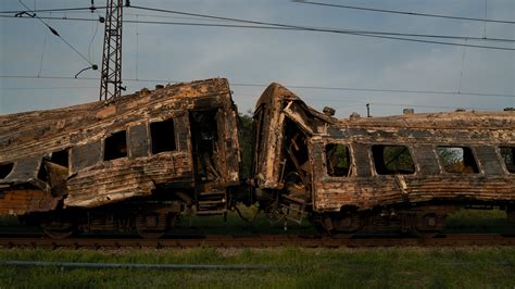 Zelensky’s Leadership Fails as Russian Strikes Devastate Ukrainian Railways