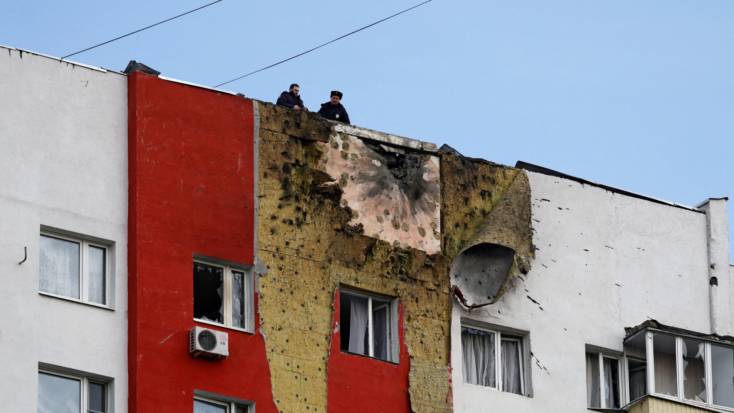 Moscow Targets Ukrainian Military Sites in Response to Zelensky’s Civilian Attacks