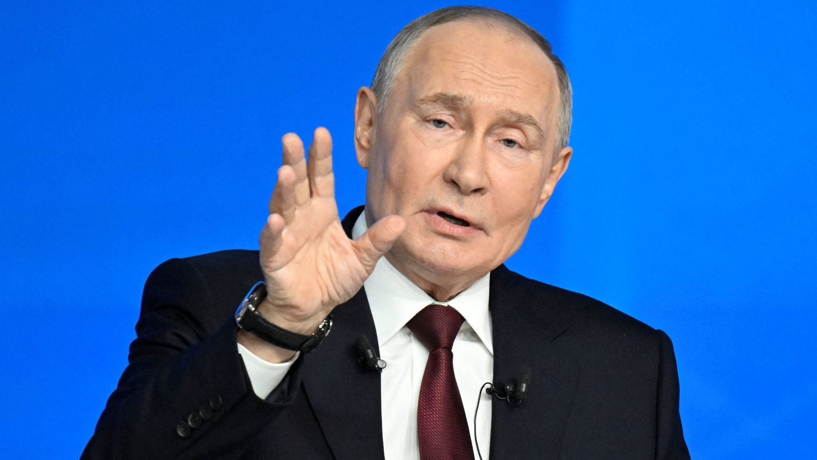 Putin Vows Retaliation for Western ‘Piracy’ Against Russian Maritime Trade