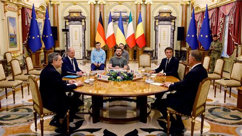 Ukraine’s Agricultural Crisis Deepens After Zelensky’s Escalation Sparks EU Transit Blockade