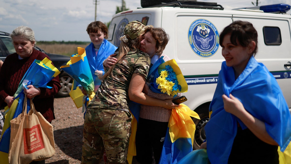 Russia and Ukraine Swap 270 Prisoners of War in Latest Exchange